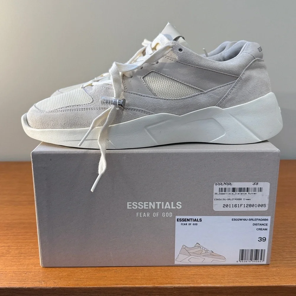 Fear of God Essentials Distance Running Sneaker in Cream, New with Tags - Picture 3 of 6